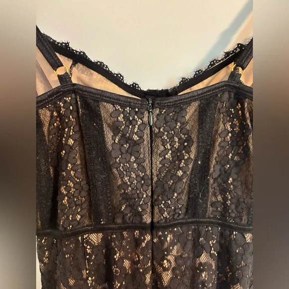 URBAN OUTFITTERS Angelica Corset Midi Dress Black Lace Front Slit Size Small - Picture 11 of 13